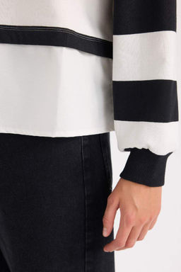 Женский свободный крой с воротником-поло в полоску с толстым краем и детальной отделкой из ткани - Defacto фото 5