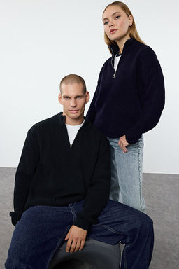 Lacivert Casual Regular Fit Couple/_ift Yar_m Bal_k__ Fermuarl_ Yaka Kazak TMNAW22KZ1908