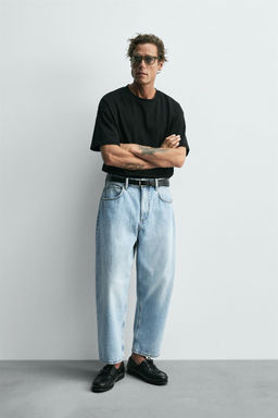 TAPERED WIDE-LEG JEANS