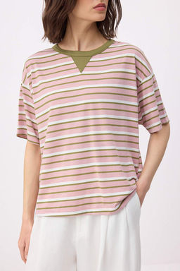 Gul Kurusu Cizgili Oversize/Genis Kal?p Uzun Tok %100 Pamuk Orme T-Shirt TWOSS26TS00051