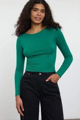 Trendyolmilla Ekru Kay?k Yaka Slim/Vucuda Oturan Regular Boy Orme Bluz TWOAW25BZ00011  фото 7