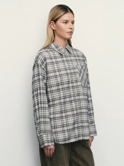 Рубашка в клетку с необработанным краем / Zarina фото 4