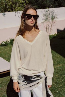 JERSEY PUNTO ESCOTE PICO / Blanco