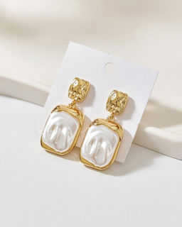 Стильные серьги