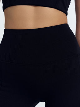 Шорты женские в черном цвете черный 332364 - Mark formelle фото 4