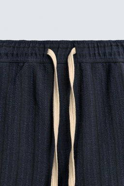 GEOMETRIC JACQUARD BERMUDA SHORTS - Zara фото 9