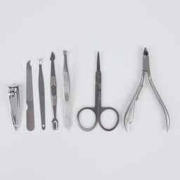 Набор маникюрный, 7 предметов, в футляре, коричневый