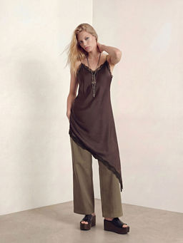 V Yaka Dantel Detayl? Saten Bluz