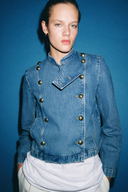 CHAQUETA DENIM HOMBRERAS ZW COLLECTION / Azul lavado - Zara фото 2