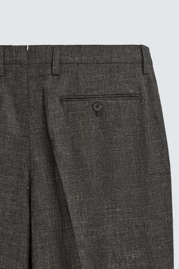 PANTAL?N REGULAR FIT TRAJE ESTRUCTURA / Marr?n oscuro