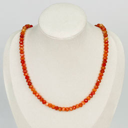 Колье из Сардоникса