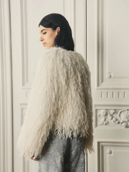 Жакет из перьев с пайетками / Zarina