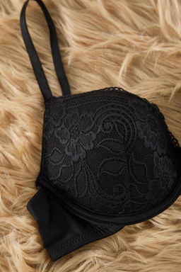 TRENDYOLMILLA Siyah Dantelli Ip Ask?l? Kapl? T-Shirt Bra Orme Sutyen THMSS25SU00007  фото 6