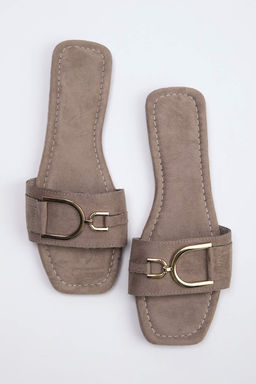 Trendyol Shoes Bej Metal Aksesuar Detayl? Kad?n Terlik TAKSS25TE00015 - Trendyolmilla фото 34