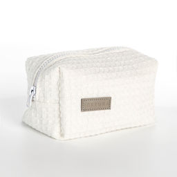 Косметичка женская на молнии TEXTURA, объёмная, маленькая, вафельная текстура, мягкая, белая  фото 2