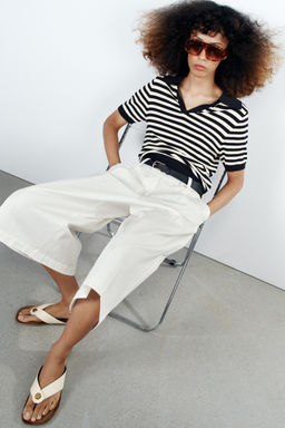 SANDALIA PLANA DETALLE MET?LICO / Blanco Crudo