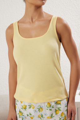 Trendyolmilla Sar? Limon Desenli Fitilli Orme Pijama Tak?m? THMSS25PT00122