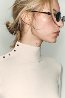 KNIT JUMPER WITH BUTTONS - Zara фото 3