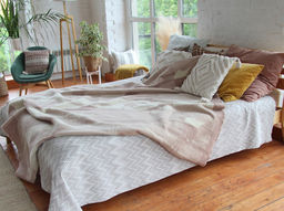 Одеяло шерсть мериноса 100% 160*205 "Кошки" бежевый (Узбекистан)