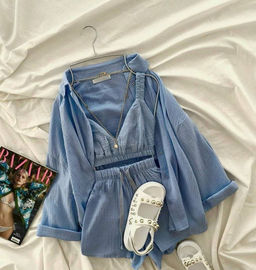 Костюм тройка