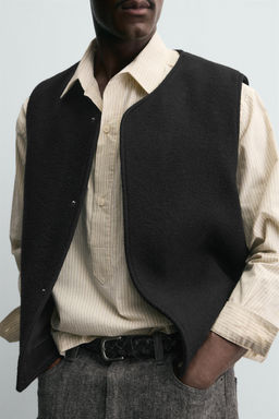 BOUCL_ TEXTURE GILET WITH WOOL - Zara фото 4