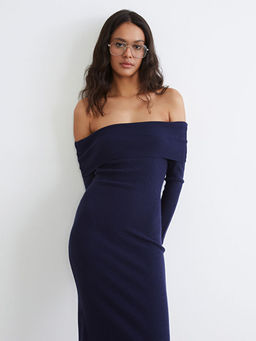 Kay?k Yaka Triko Elbise