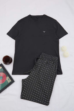 Siyah Regular Geometrik Bask?l? %100 Pamuk Yazl?k Orme Pijama Tak?m? TMNSS26PT00039