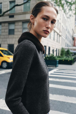 FAUX FUR LAPEL CARDIGAN - Zara фото 2