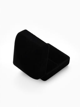 Футляр под серьги, кольцо «Традиции», бархатный, 4.5×5 см, чёрный