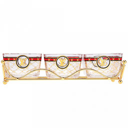 Менажница стеклянная 3-х секционная, 1 секция - 250мл 8,8х8,8х5,5см, прозрачное стекло с деколью, металлическая подставка с ручками, на ножках 28х10х5,2см, цвет - золото, в цветной коробке (Китай) КОРОБКА С НЕЗНАЧИТЕЛЬНЫМИ ЗАЛОМАМИ.