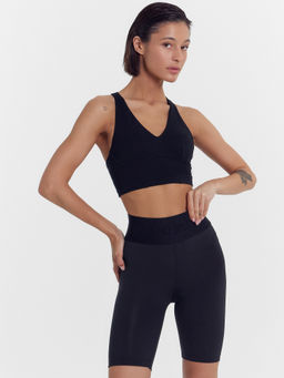 Топ женский спортивный в черном цвете черный 302919