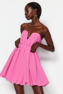 TRENDYOLMILLA Pembe A-Kesim Balon Etek Kemer Detayl? Dokuma Poplin K?sa S?k Abiye Elbise TPRSS23EL00576  фото 3
