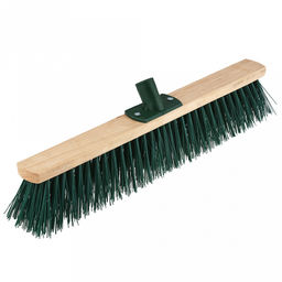 Щетка для пола деревянная 50см, втулка наклонная пластмассовая с резьбой д22мм, бук (Россия)
