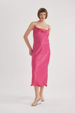 Атласное платье миди Bodycon с круглым вырезом и короткими рукавами - Defacto фото 6