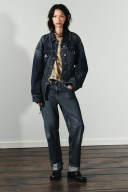 MID-WAIST FOLDED STRAIGHT JEANS