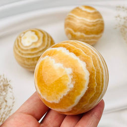 Шар из Кальцита