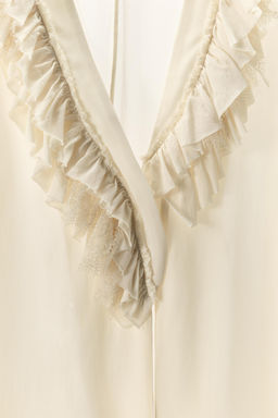 ZW COLLECTION LIMITED EDITION FLOWING RUFFLED SHIRT - Zara фото 10