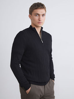 Fermuarl? Dik Yaka Erkek Triko Kazak