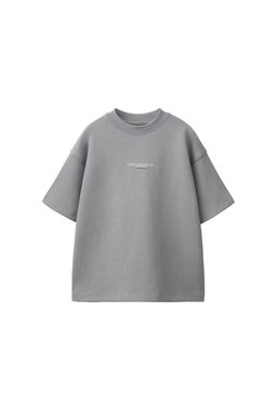 CONJUNTO CAMISETA Y BERMUDA INTERLOCK / Gris vigor?