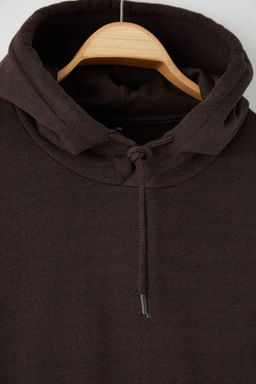 TRENDYOL MAN Siyah Buyuk Beden apusonlu Oversize/Genis Kesim Ici Polar/S?cak Tutan Sweatshirt TMNAW24AO00013 - Trendyolmilla фото 26