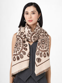 в составе ШЕРСТЬ и КАШЕМИР Большой, мягкий, теплый однотонный двусторонний палантин.