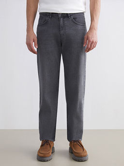 700 Straight Fit Erkek Jean Pantolon
