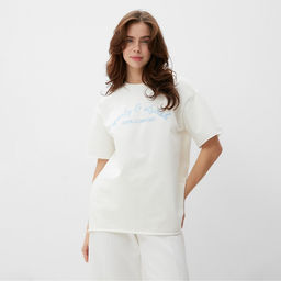 Футболка женская MINAKU OVERSIZE FIT: SPORTY & STYLISH, цвет экрю, размер 50