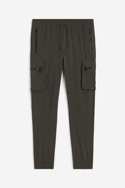 Joggers cargo de nailon Skinny Fit