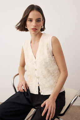 Ekru Dantel Detayl? V Yaka Triko Yelek TWOSS25YE00116