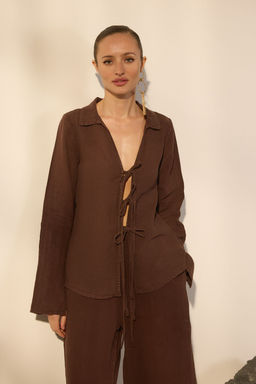 TRENDYOLMILLA Beyaz %100 Keten Baglama Detayl? Gomlek TWOSS25GO00124