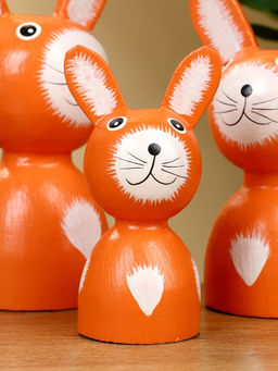 Набор сувенирный Зайки, h=15 см, h=13 см, h=10 см, дерево, оранжевый