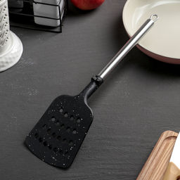 Лопатка кулинарная Доляна Фернан, 33 см, с прорезями, цвет чёрный  фото 2