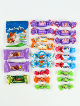 Сладкий детский подарок Весёлого нового года: набор конфет 300 г + 3Д конструктор с оленем в коробке