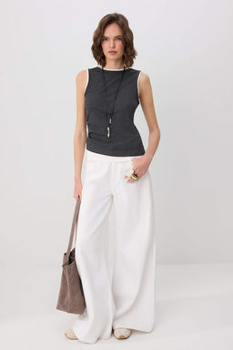 Bej Duz Fitted Bisiklet Yaka Kolsuz Buzgulu Fitilli Esnek Orme Bluz TWOSS26BZ00629